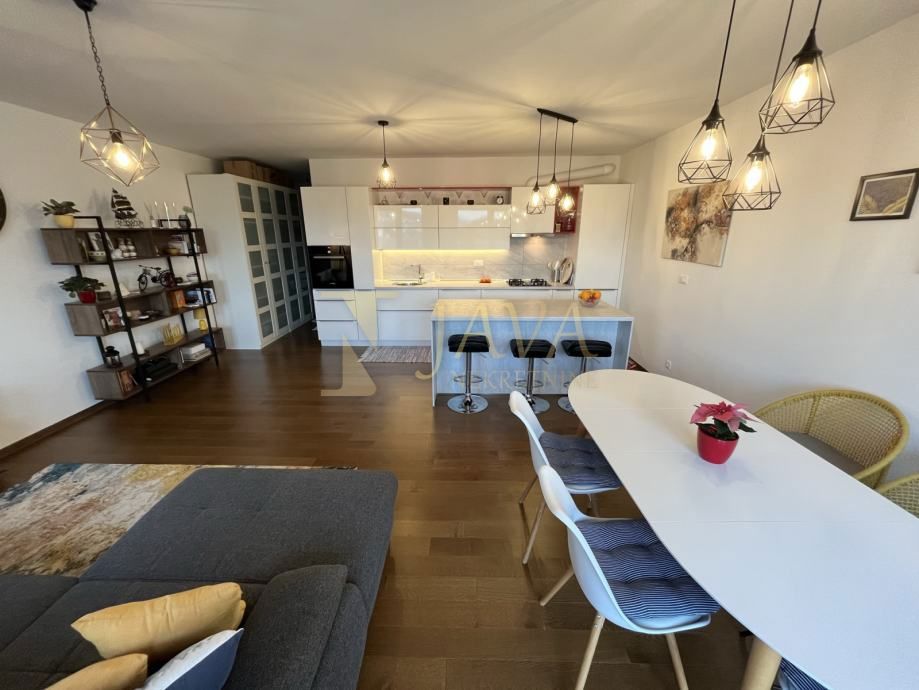 Квартира RIJEKA, 1.200 €
