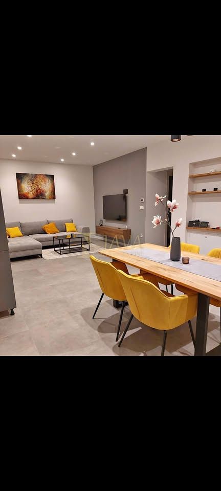 Квартира RIJEKA, 1.200 €