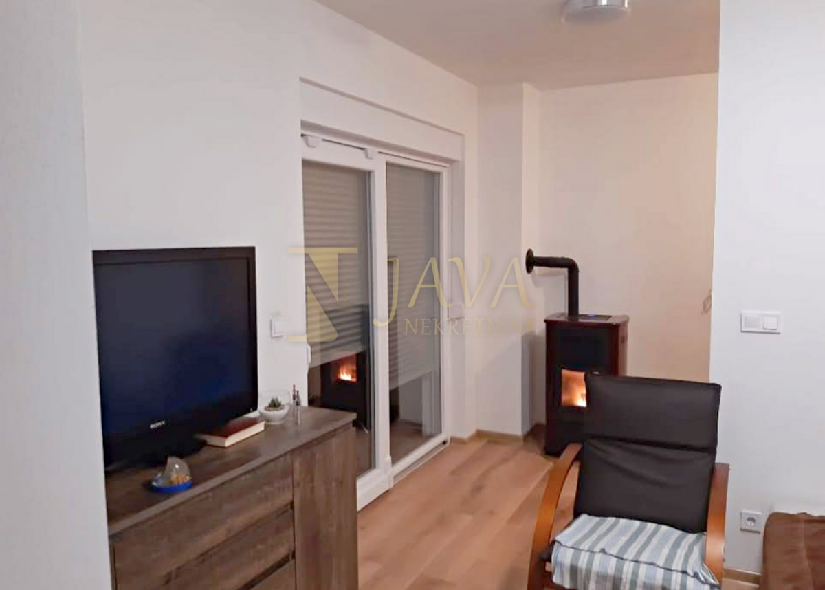 Appartamento VIŠKOVO, 227.000 €