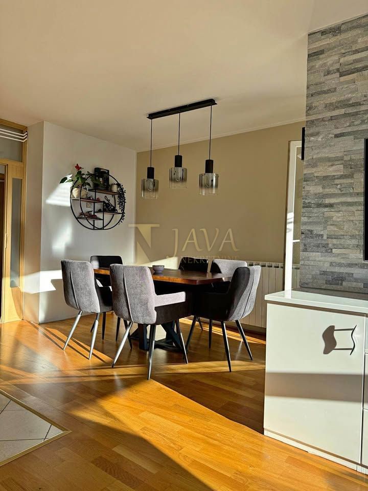 Appartamento VIŠKOVO, 239.000 €