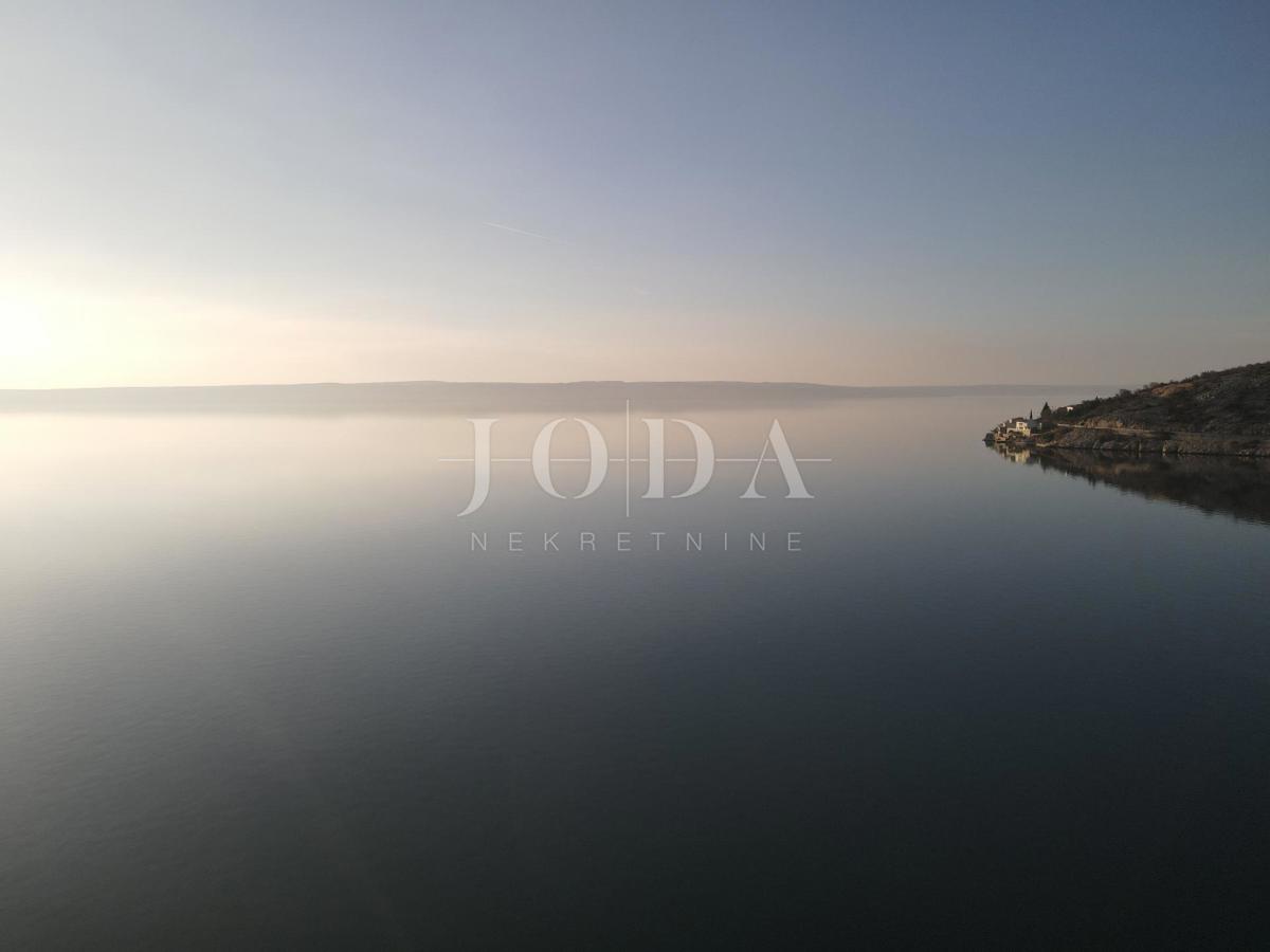 Дом STARIGRAD, 300.000 €