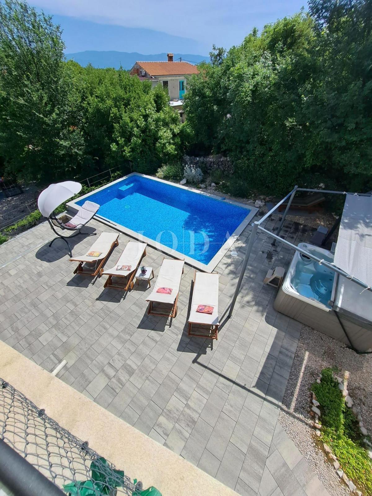 DOBRINJ
