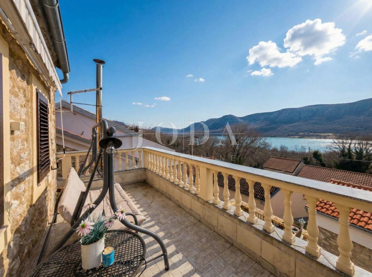 Дом VINODOLSKA OPĆINA, 280.000 €