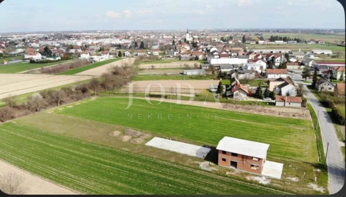 Участок ZAGREB, 287.000 €
