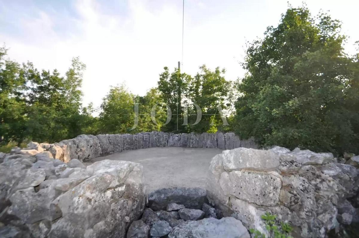VRBNIK