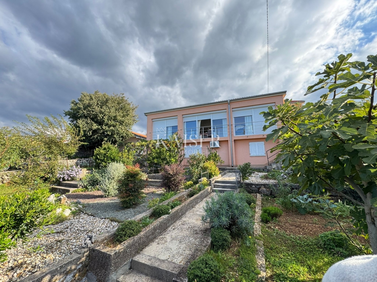 Дом KRALJEVICA, 540.000 €