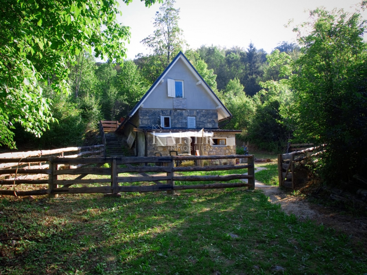 Casa GRAČAC, 80.000 €