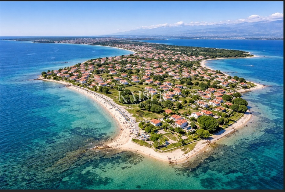 Terreno PRIVLAKA, 420.000 €