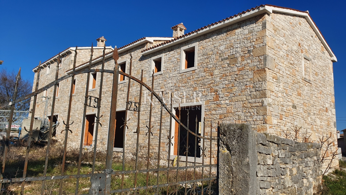 SVETI LOVREČ PAZENATIČKI