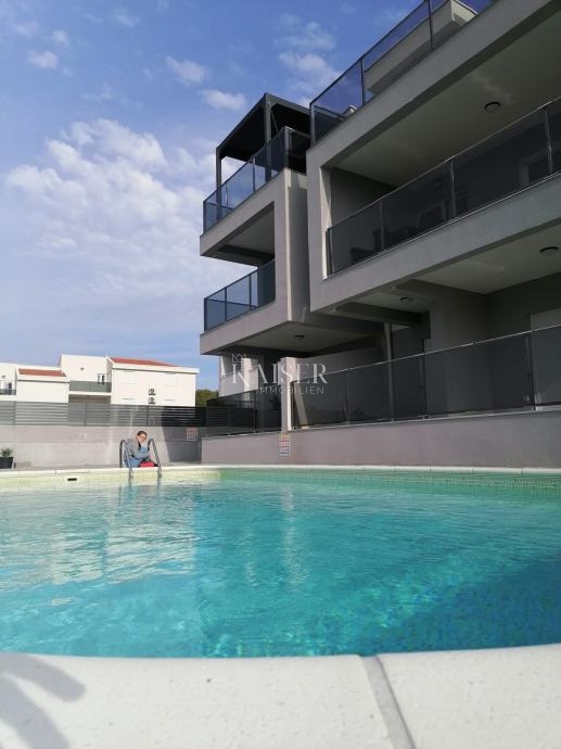 Квартира NOVALJA, 230.000 €