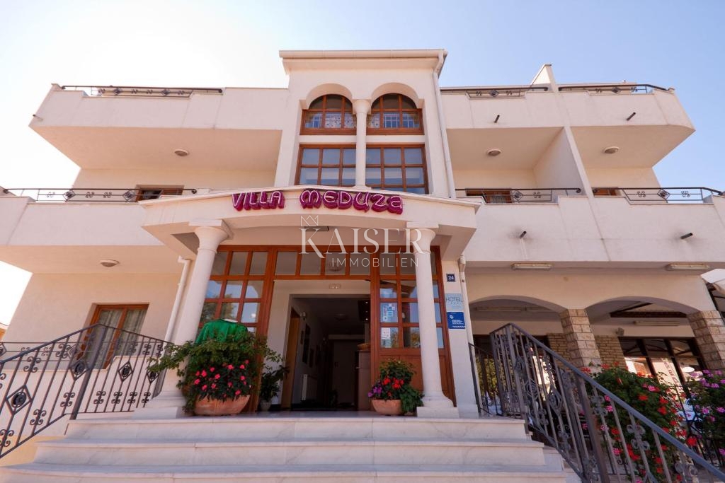 Коммерческая площадь SENJ, 3.000.000 €