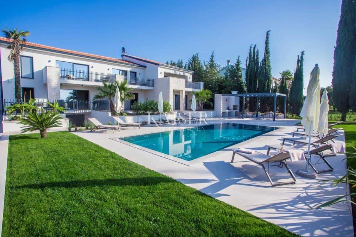 Дом POREČ, 2.500.000 €