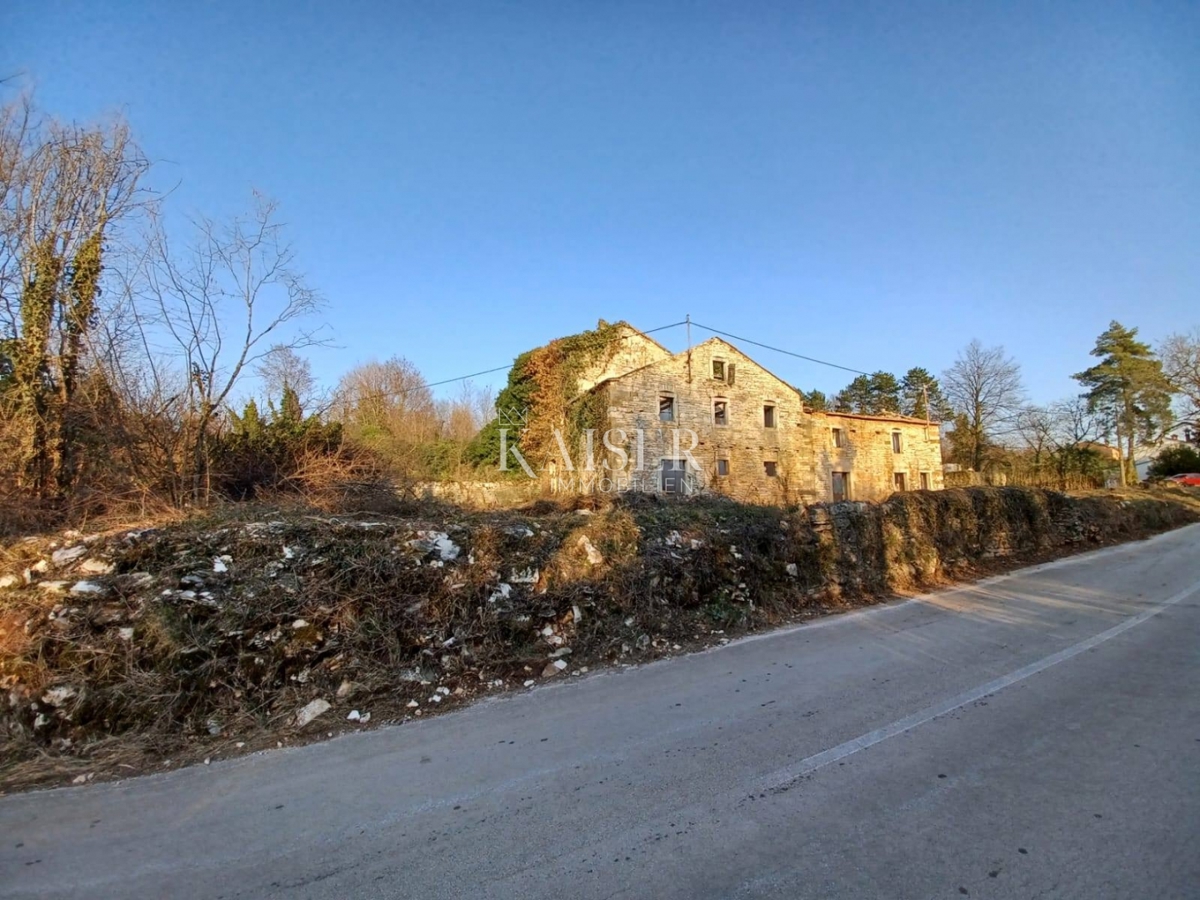 GROŽNJAN