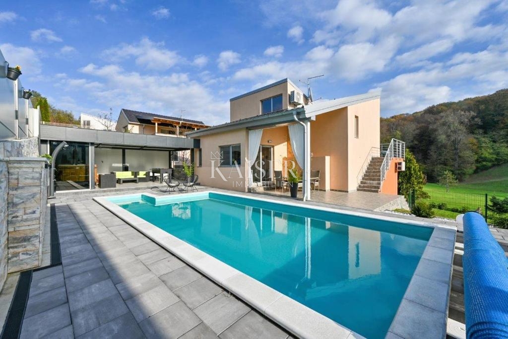 Дом SVETI MARTIN NA MURI, 395.000 €