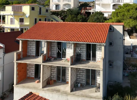 Appartamento VIS, 180.000 €