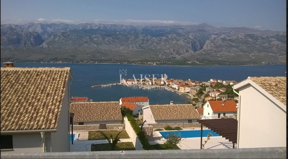 Дом POSEDARJE, 570.000 €