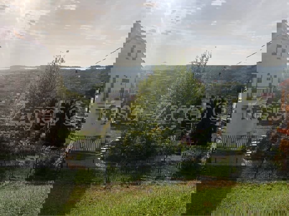 Участок ZAGREB, 148.000 €