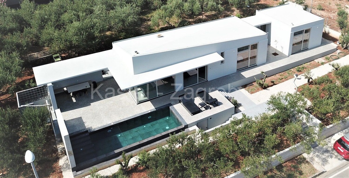 Дом VIS, 850.000 €