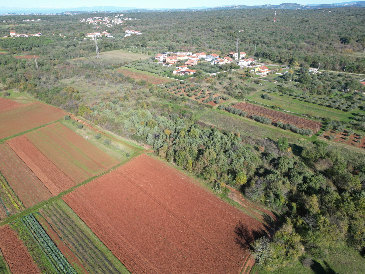 Участок UMAG, 65.280 €