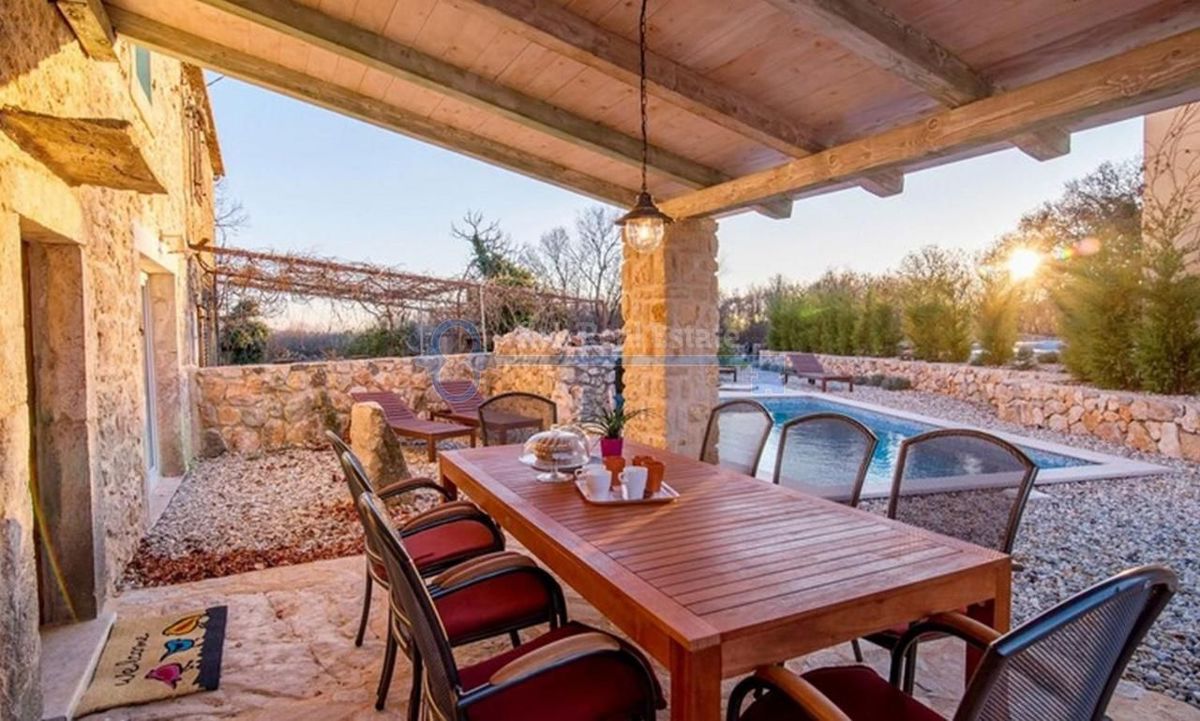 OTOK KRK - GARICA - RENOVIRANA KAMENA KUĆA SA BAZENOM – 3