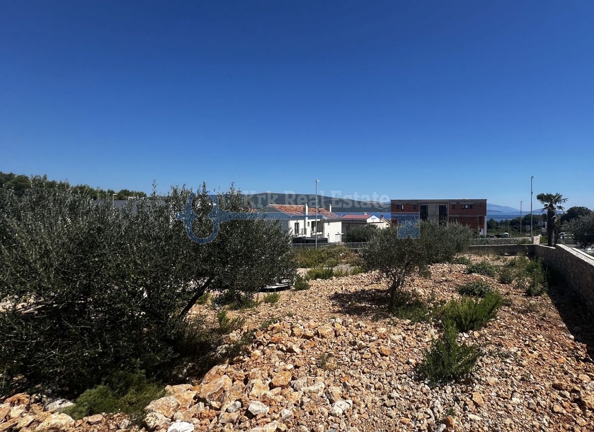 Terreno KRK, 560.000 €