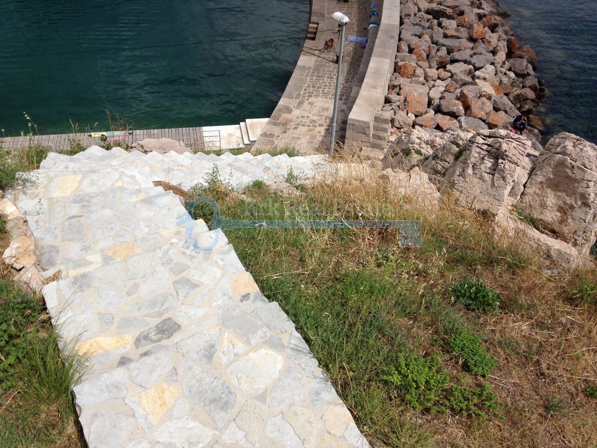 VRBNIK