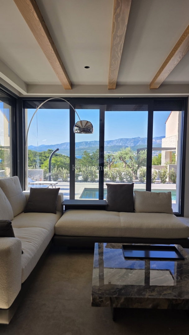 Mediteranska villa s bazenom samo 100 m od plaže! – 3