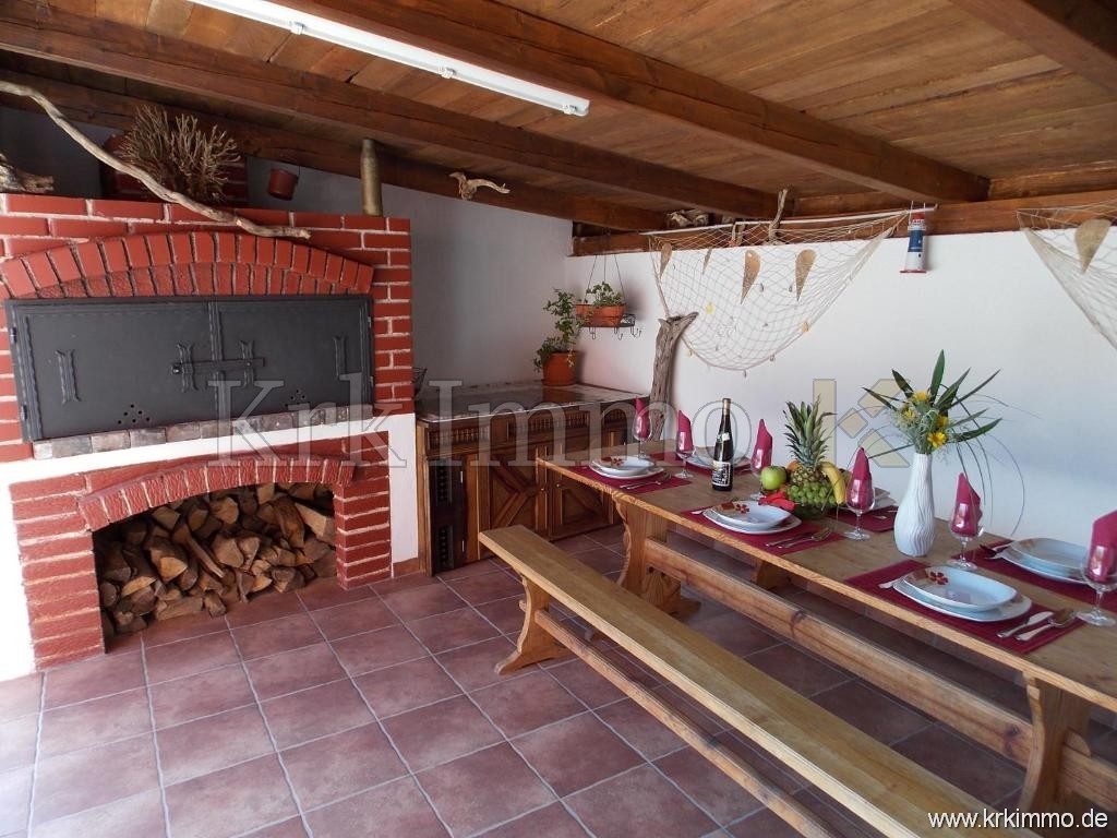 PRODAJA: Apartmanska kuća s pogledom na more – 3