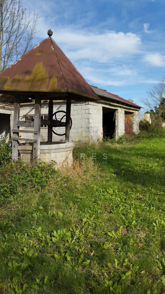 PREČNO