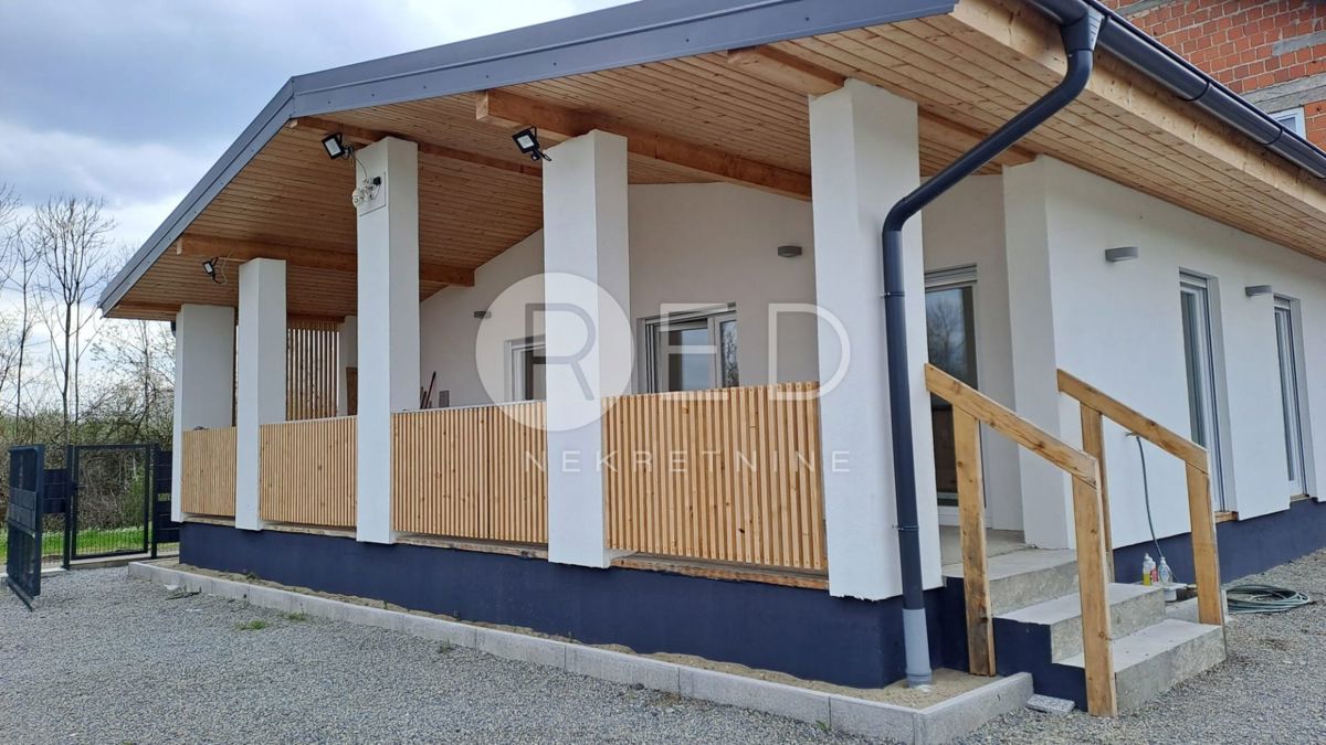 Дом NOVA GRADIŠKA, 230.000 €