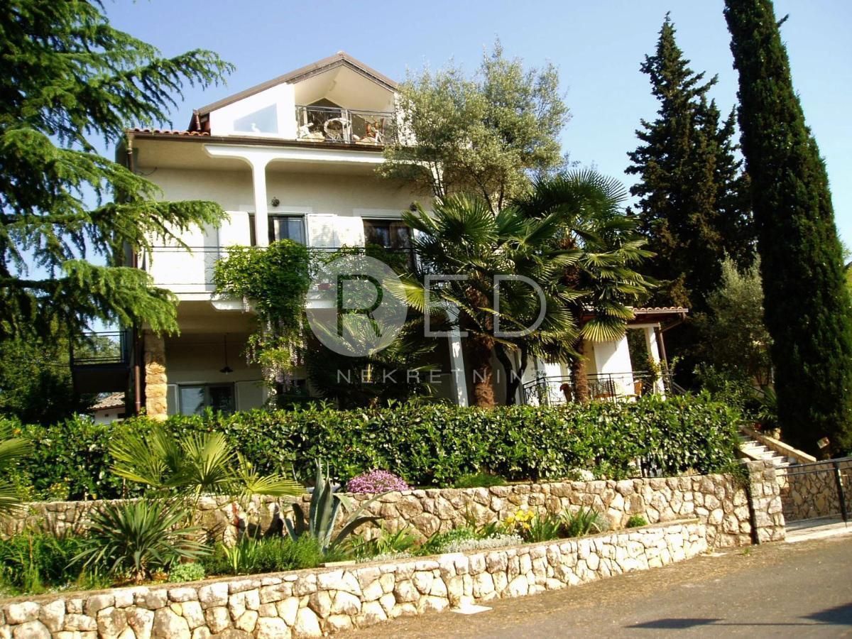 OTOK KRK, MALINSKA - APARTMANSKA KUĆA 100 m OD MORA, 280 m2 – 2