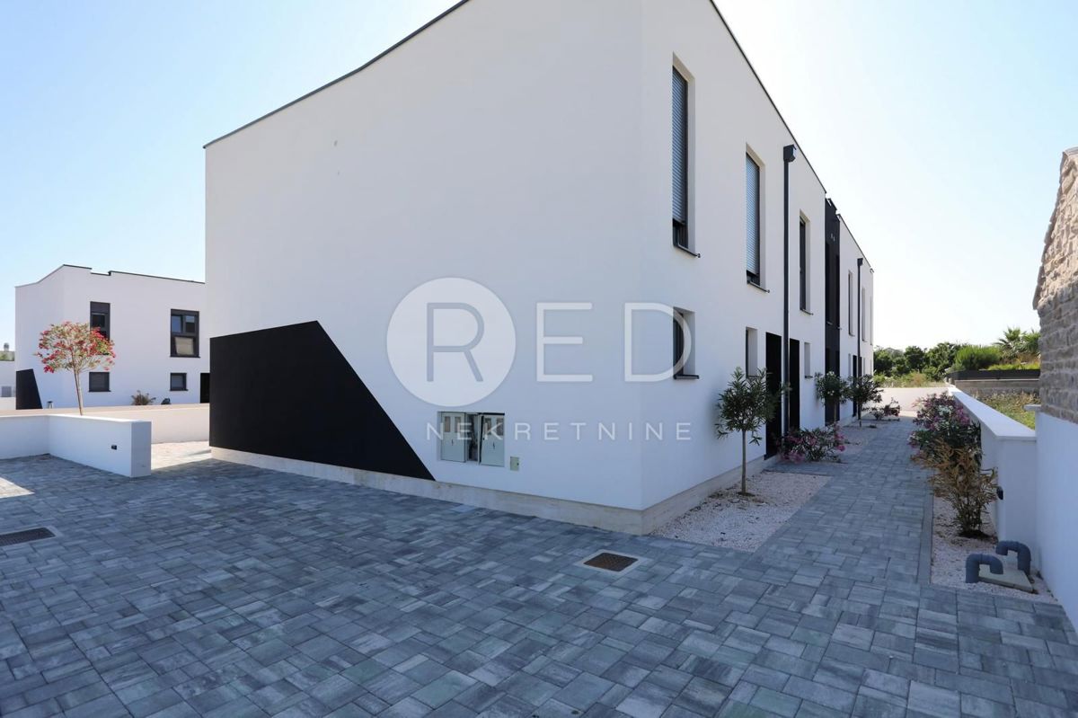 Дом PRIVLAKA, 380.568 €