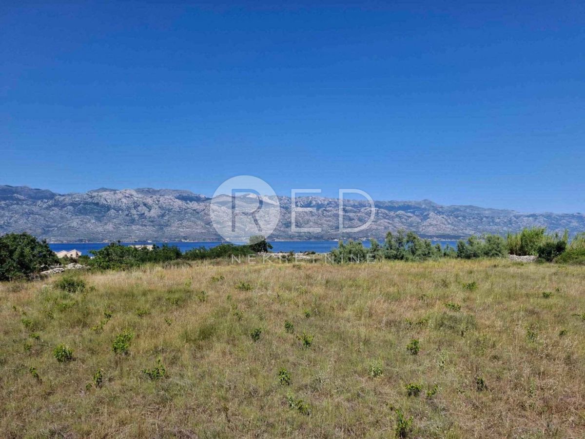 GRAĐEVINSKO ZEMLJIŠTE 672 M2 - RAŽANAC – 2