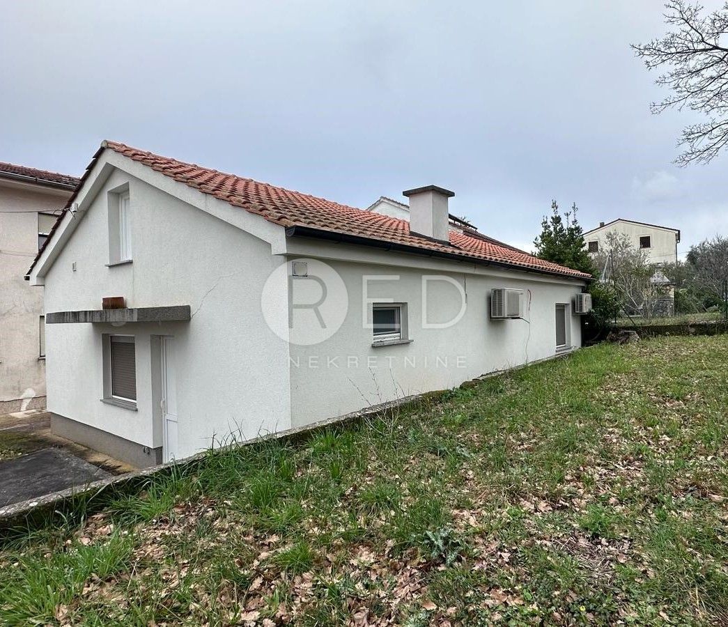 OTOK KRK, MALINSKA - PRIZEMNICA S PROJEKTOM ZA VILU S BAZENOM – 3