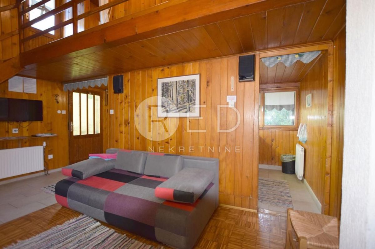 PREKRASNA KUĆA U PRIRODI 75 M2, VRBOVSKO – 3
