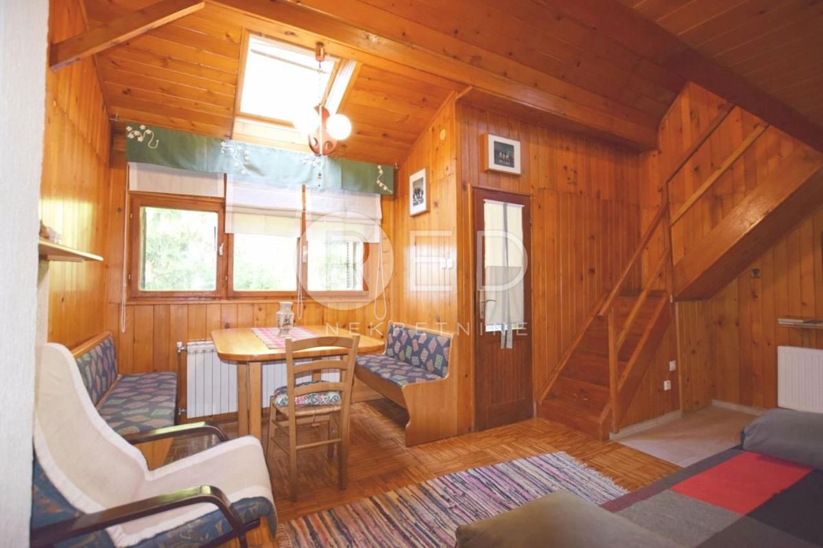 PREKRASNA KUĆA U PRIRODI 75 M2, VRBOVSKO – 2