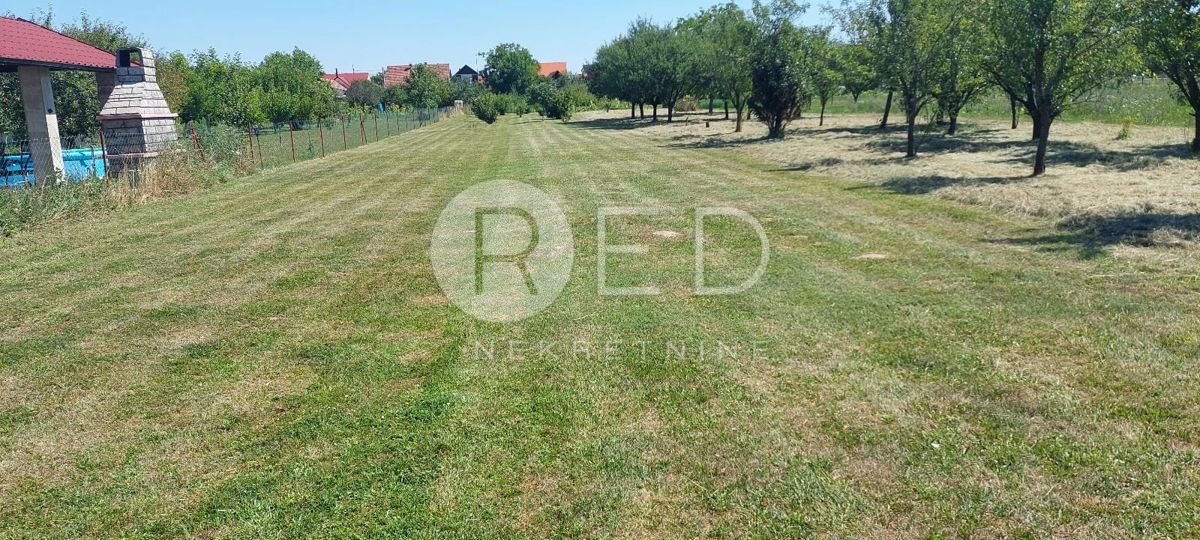 Terreno SLAVONSKI BROD, 48.000 €
