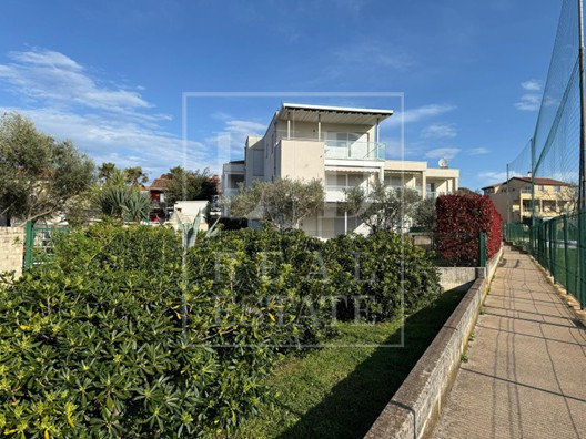 Appartamento NOVIGRAD, 385.000 €