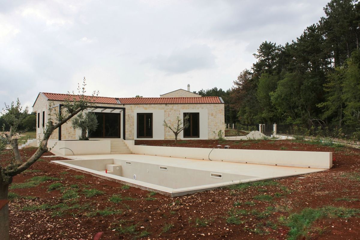 VIŠNJAN