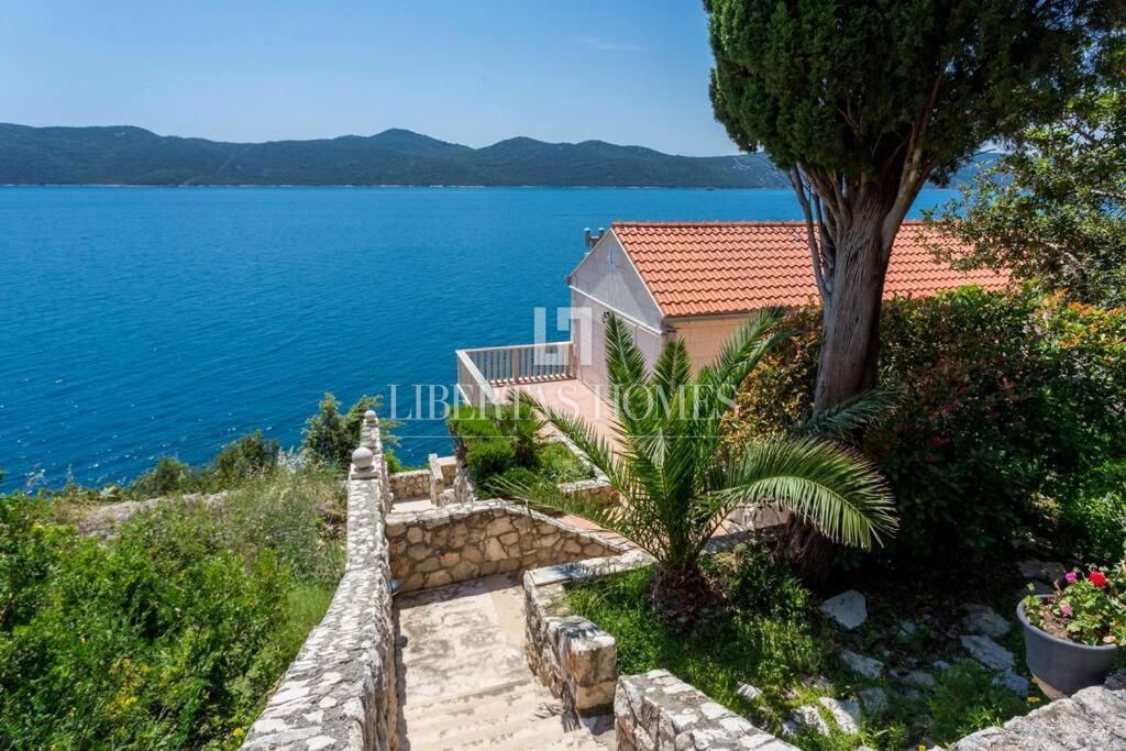 Дом DUBROVAČKO PRIMORJE, 1.800.000 €