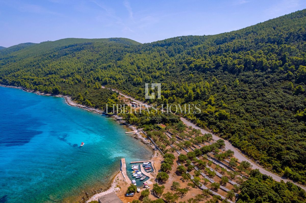 Zemljišče Korčula – 3