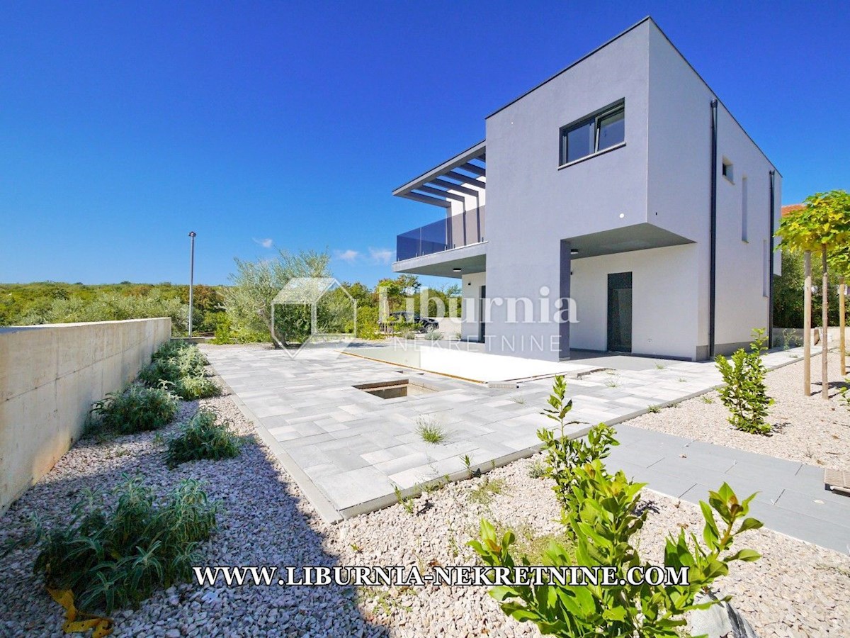 Дом KRK, 850.000 €