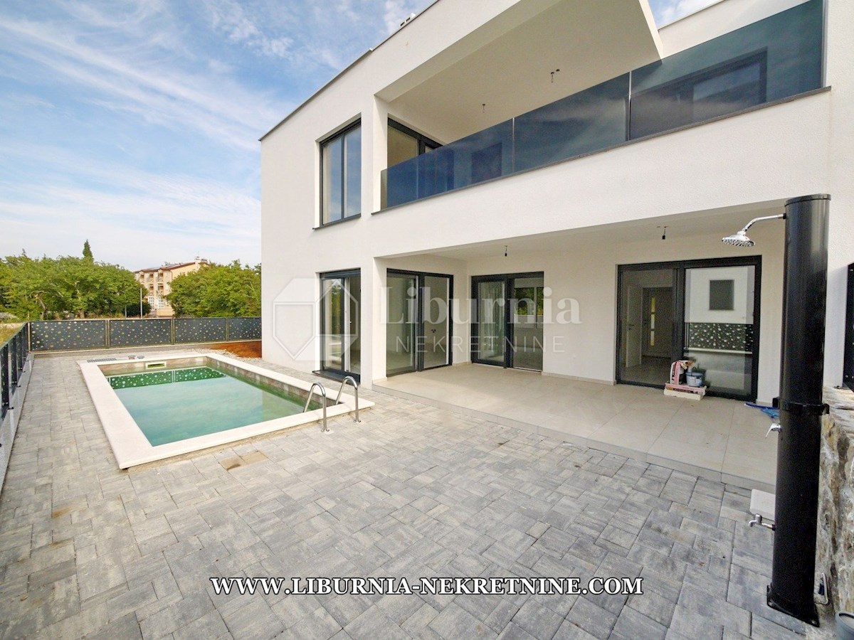 Дом KRK, 570.000 €