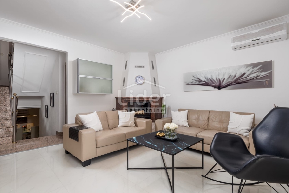 Appartamento RIJEKA, 1.650 €