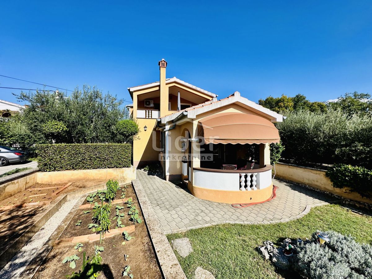 Ribnica, samostojeću kuću prvi red do mora prodajemo – 2