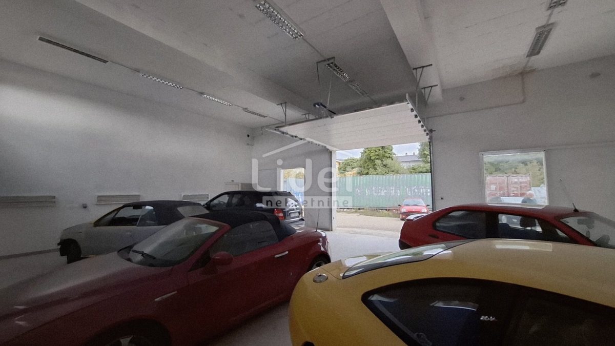 Locale commerciale KOSTRENA, 2.000 €