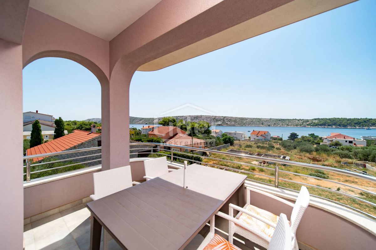 Apartma Barbat na Rabu, 102m2 – 2
