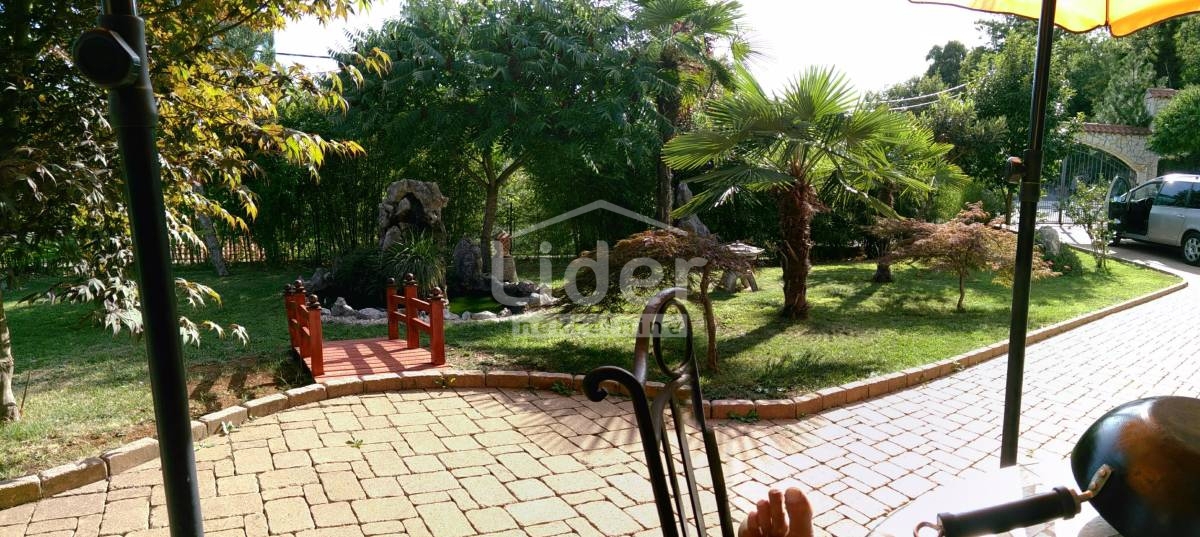 Дом KASTAV, 600.000 €