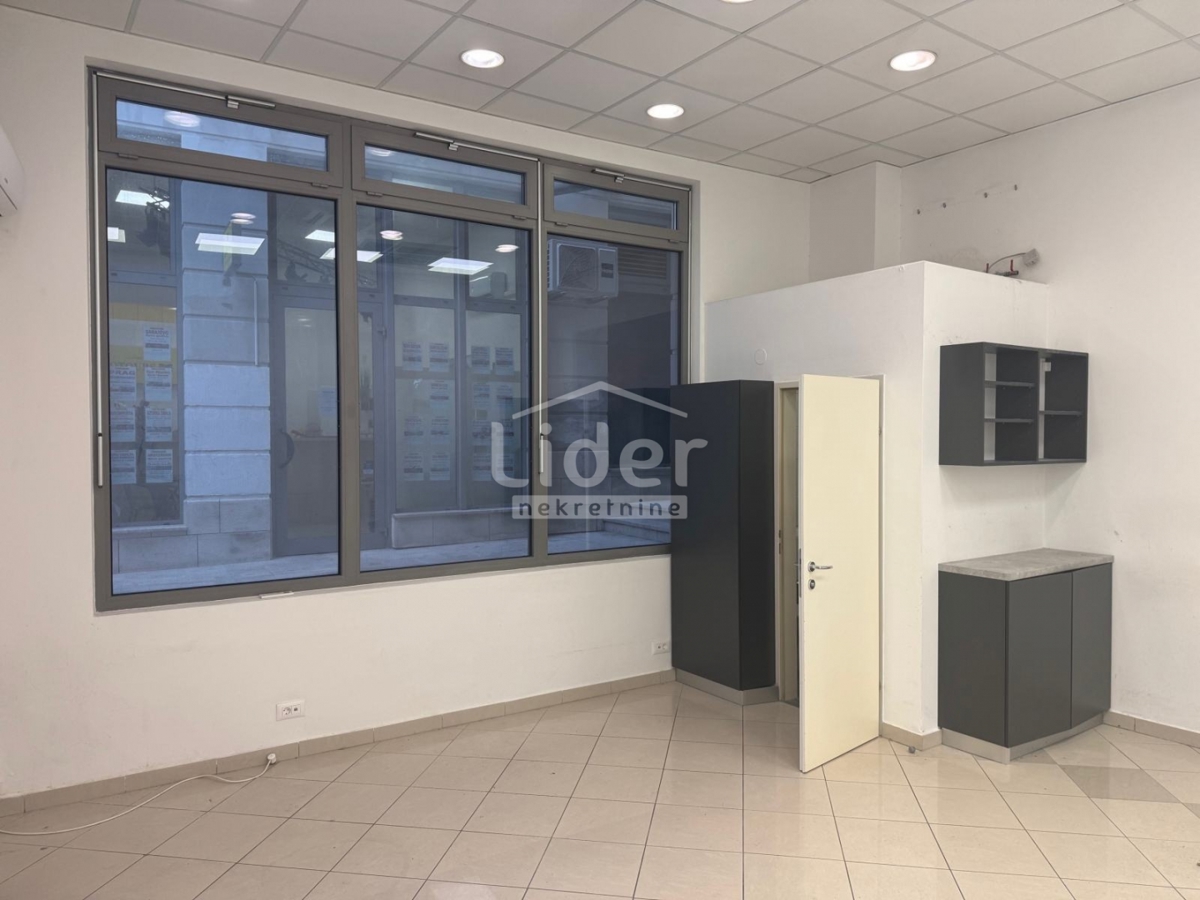 Коммерческая площадь RIJEKA, 800 €