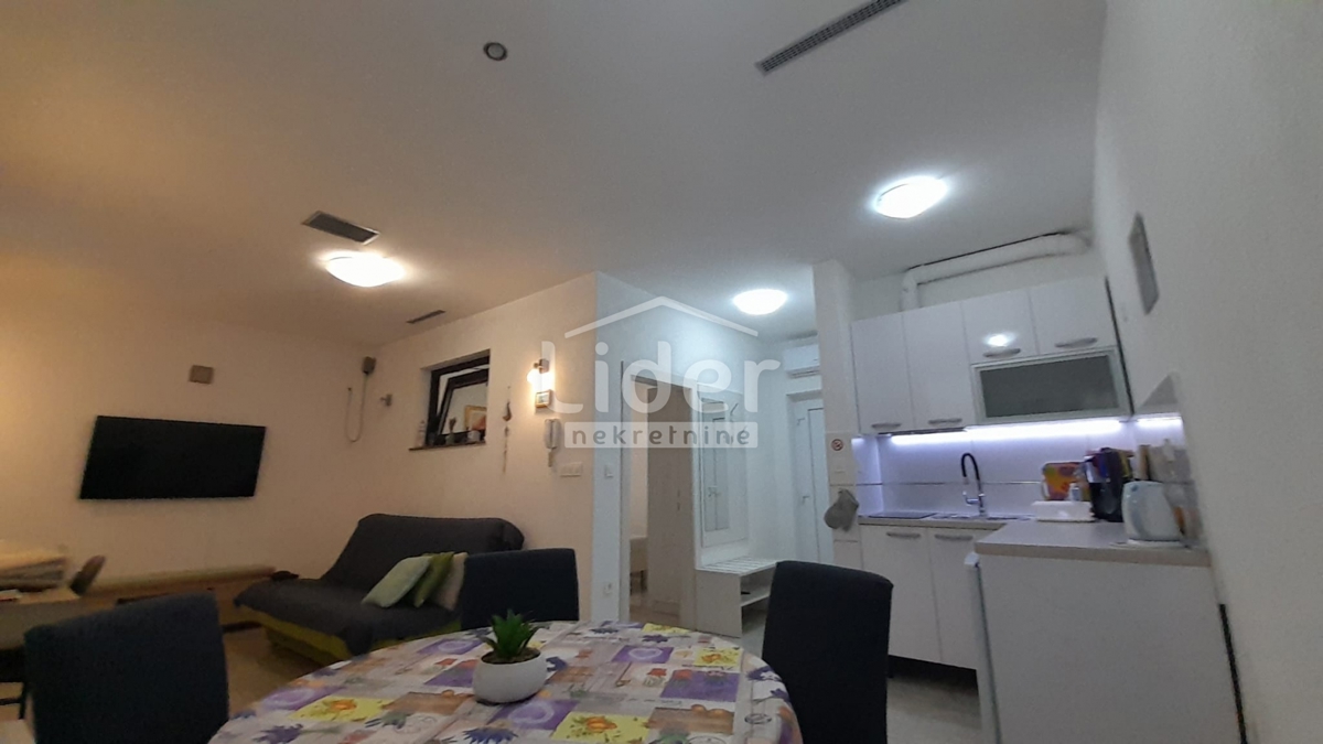 OTOK KRK,MALINSKA-APARTMAN 37M2 S OKUĆNICOM 92 M2 – 3